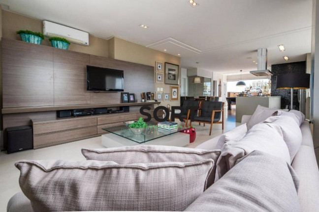 Imagem Cobertura com 3 Quartos à Venda, 253 m² em Centro - Balneário Camboriú