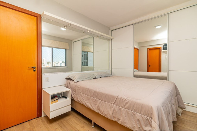 Imagem Imóvel com 2 Quartos à Venda, em Santana - Porto Alegre Imagem Imóvel com 2 Quartos à Venda, em Santana - Porto Alegre