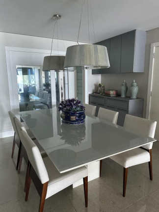Imagem Apartamento com 4 Quartos para Alugar, 232 m² em Centro - Balneário Camboriú