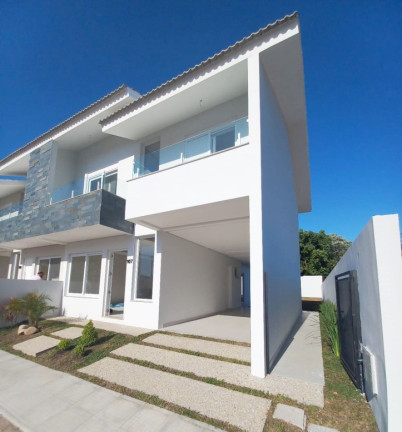 Sobrado com 3 Quartos à Venda, 153 m² em Camobi - Santa Maria