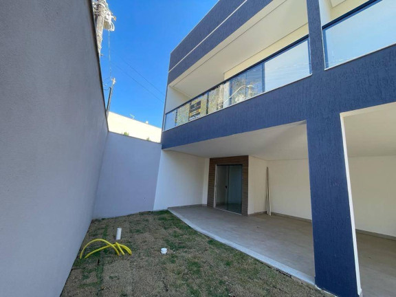 Imagem Casa com 3 Quartos à Venda, 124 m² em Santa Mônica - Guarapari Imagem Casa com 3 Quartos à Venda, 124 m² em Santa Mônica - Guarapari