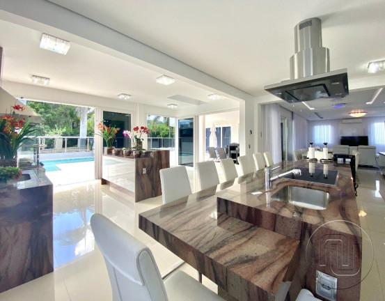 Imagem Casa com 6 Quartos à Venda, 800 m² em Jurerê Internacional - Florianópolis