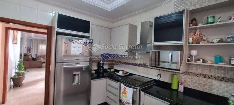 Imagem Sobrado com 3 Quartos à Venda, 192 m² em Vila Galvão - Guarulhos Imagem Sobrado com 3 Quartos à Venda, 192 m² em Vila Galvão - Guarulhos