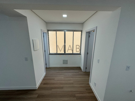 Imagem Imóvel com 3 Quartos à Venda, 111 m² em Centro - Florianópolis