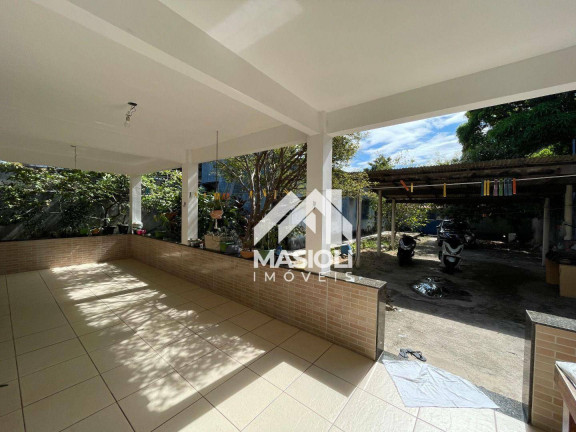 Casa com 3 Quartos à Venda, 165 m² em Centro - Vila Velha