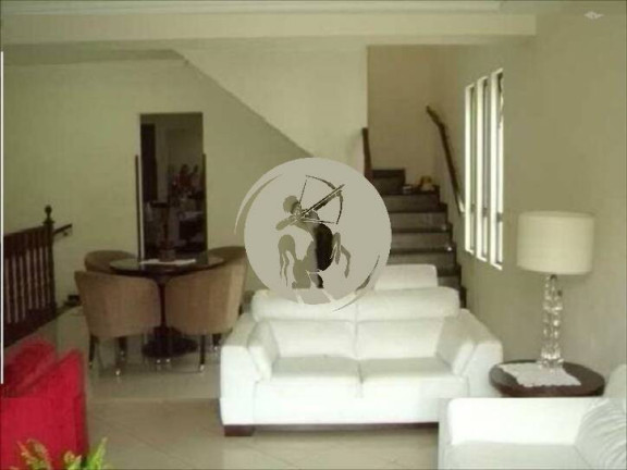Imagem Casa com 5 Quartos à Venda, 207 m² em Embare - Santos Imagem Casa com 5 Quartos à Venda, 207 m² em Embare - Santos