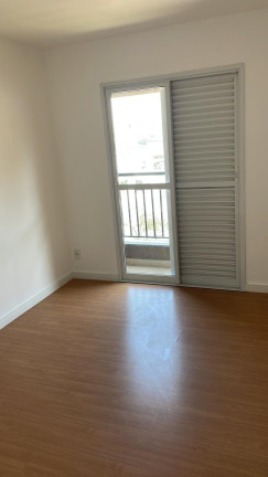Imagem Imóvel com 3 Quartos para Alugar, 76 m² em Jardim Tupanci - Barueri Imagem Imóvel com 3 Quartos para Alugar, 76 m² em Jardim Tupanci - Barueri