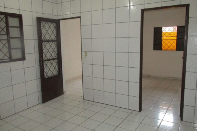 Imagem Imóvel com 9 Quartos à Venda, em Itaquera - São Paulo Imagem Imóvel com 9 Quartos à Venda, em Itaquera - São Paulo