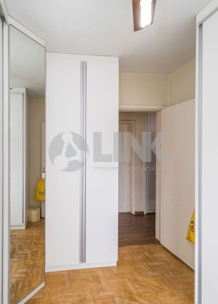 Imagem Imóvel com 3 Quartos à Venda, 185 m² em São João - Porto Alegre