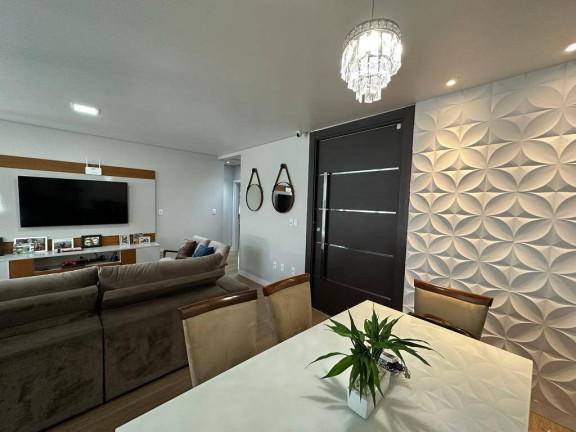 Imagem Casa com 3 Quartos à Venda, 200 m² em Centro - Balneário Barra Do Sul Imagem Casa com 3 Quartos à Venda, 200 m² em Centro - Balneário Barra Do Sul