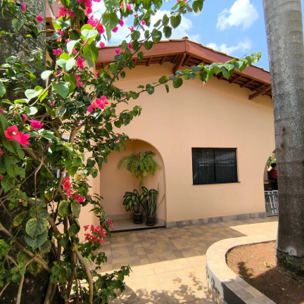 Imagem Imóvel com
5 Quartos à Venda, 220 m² em
Parque Acalanto -
Goiania Imagem Imóvel com
5 Quartos à Venda, 220 m² em
Parque Acalanto -
Goiania