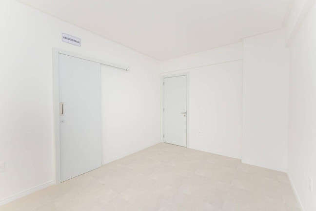 Imagem Apartamento com 3 Quartos à Venda, 119 m² em Meia Praia - Itapema