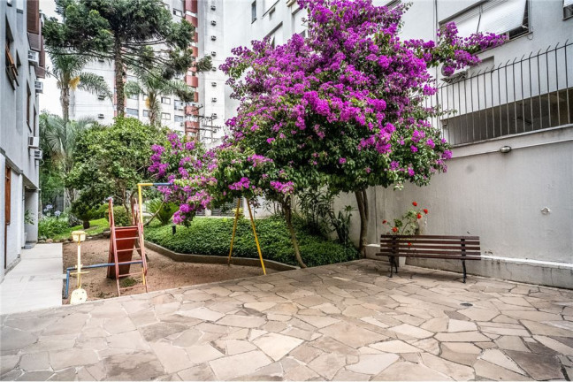 Imagem Apartamento com 2 Quartos à Venda, 80 m² em Petrópolis - Porto Alegre Imagem Apartamento com 2 Quartos à Venda, 80 m² em Petrópolis - Porto Alegre