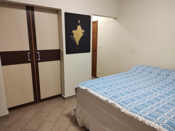 Imagem Casa com 3 Quartos à Venda, 361 m² em Cambuci - São Paulo