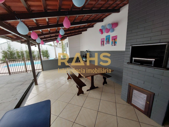 Imagem Casa com 4 Quartos à Venda, 175 m² em Vila Nova - Joinville Imagem Casa com 4 Quartos à Venda, 175 m² em Vila Nova - Joinville