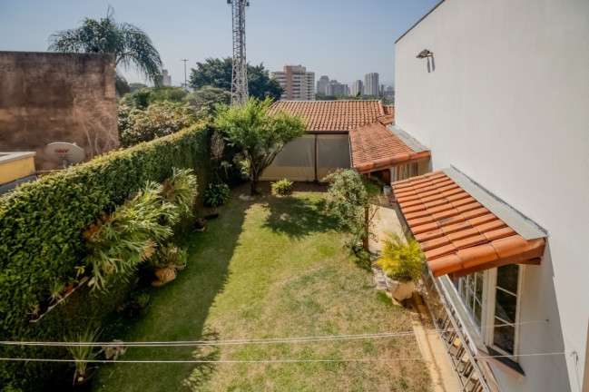 Sobrado com 3 Quartos à Venda, 256 m² em Vila Ipojuca - São Paulo