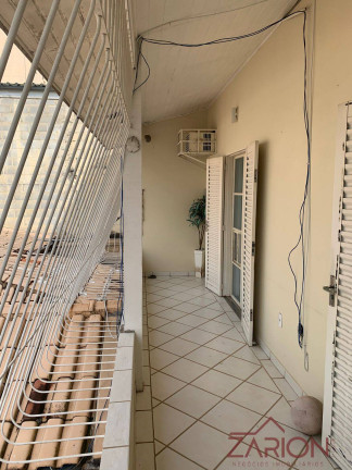 Imagem Casa com 3 Quartos à Venda, 450 m² em Vila São José - Taubaté Imagem Casa com 3 Quartos à Venda, 450 m² em Vila São José - Taubaté