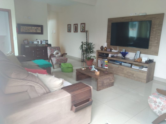 Imagem Casa com 4 Quartos à Venda, 181 m² em Trindade - Florianópolis Imagem Casa com 4 Quartos à Venda, 181 m² em Trindade - Florianópolis