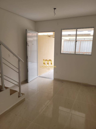 Sobrado com 2 Quartos à Venda, 57 m² em Ribeirópolis - Praia Grande