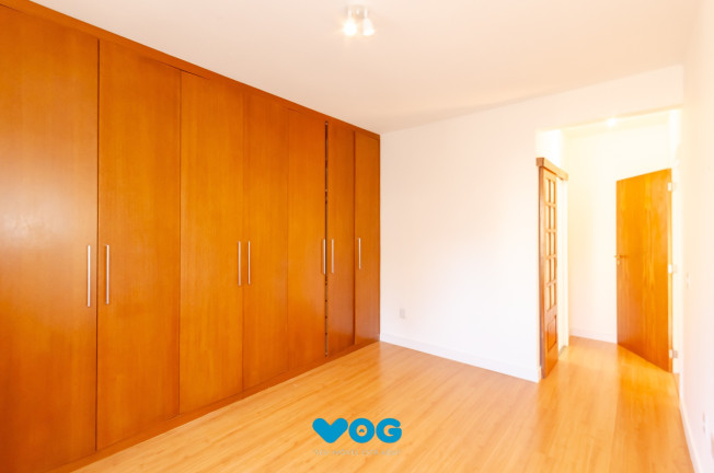 Imagem Imóvel com 3 Quartos à Venda, 118 m² em Petrópolis - Porto Alegre