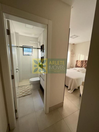 Imagem Cobertura com 3 Quartos à Venda, 124 m² em Bombas - Bombinhas Imagem Cobertura com 3 Quartos à Venda, 124 m² em Bombas - Bombinhas