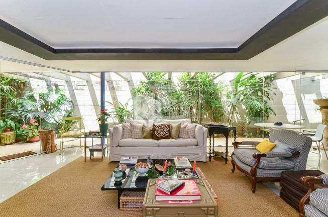 Imagem Casa com 3 Quartos à Venda, 367 m² em Brooklin - São Paulo Imagem Casa com 3 Quartos à Venda, 367 m² em Brooklin - São Paulo