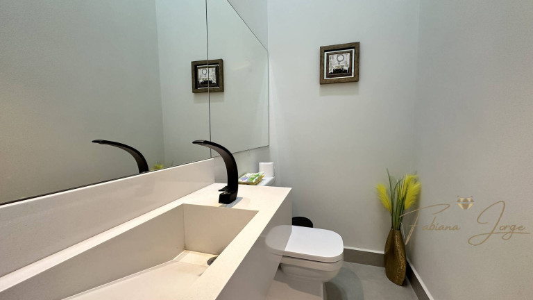 Casa com 3 Quartos à Venda, 217 m² em Roncáglia - Valinhos
