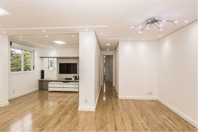 Imagem Apartamento com 3 Quartos à Venda, 83 m² em Vila Ipiranga - Porto Alegre Imagem Apartamento com 3 Quartos à Venda, 83 m² em Vila Ipiranga - Porto Alegre