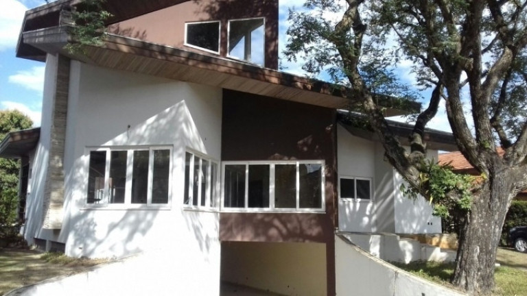 Imagem Casa com 3 Quartos à Venda, 900 m² em Jacareí Imagem Casa com 3 Quartos à Venda, 900 m² em Jacareí