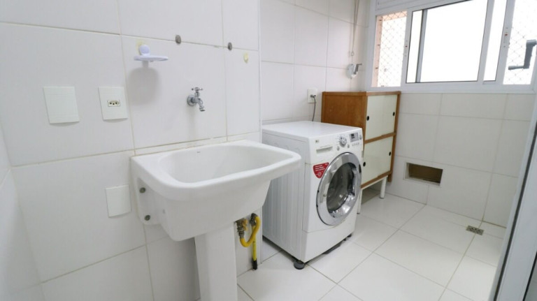 Imagem Apartamento com 3 Quartos à Venda, 141 m² em Aclimação - São Paulo