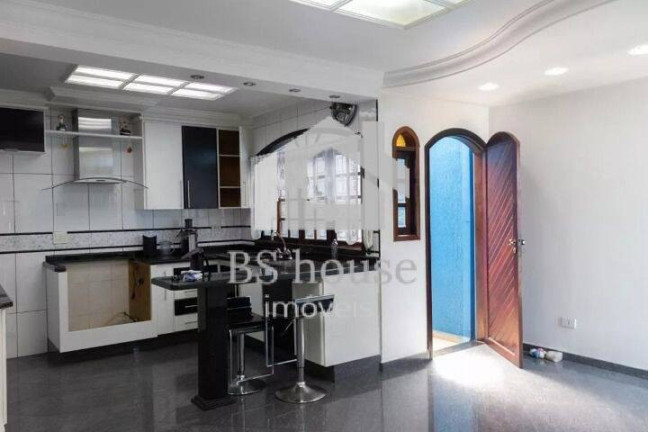Imagem Casa com 3 Quartos à Venda, 200 m² em Parque Jaçatuba - Santo André