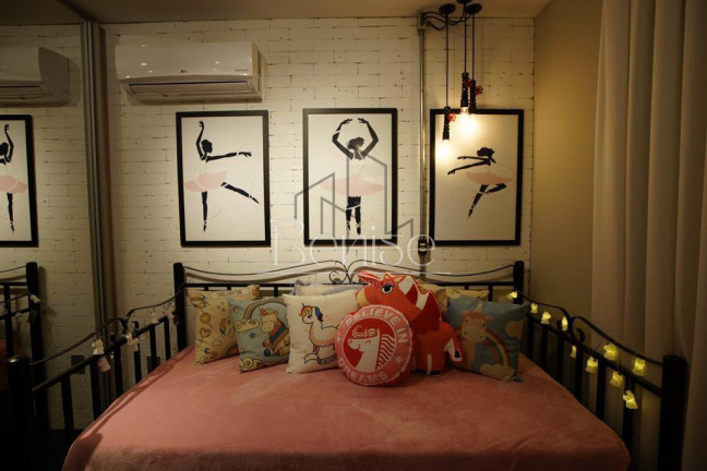 Imagem Apartamento com 2 Quartos à Venda, 74 m² em Taboleiro - Camboriú