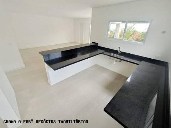 Imagem Casa com 4 Quartos à Venda, 286 m² em Costa Nova - Caraguatatuba