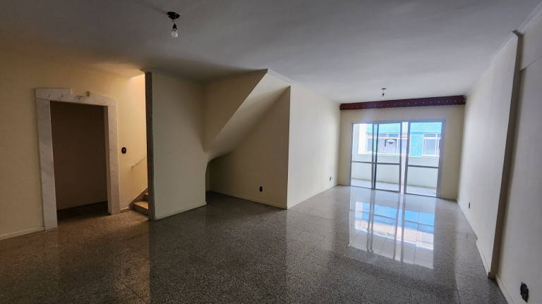 Imagem Apartamento com 3 Quartos para Alugar, 270 m² em Itararé - São Vicente Imagem Apartamento com 3 Quartos para Alugar, 270 m² em Itararé - São Vicente