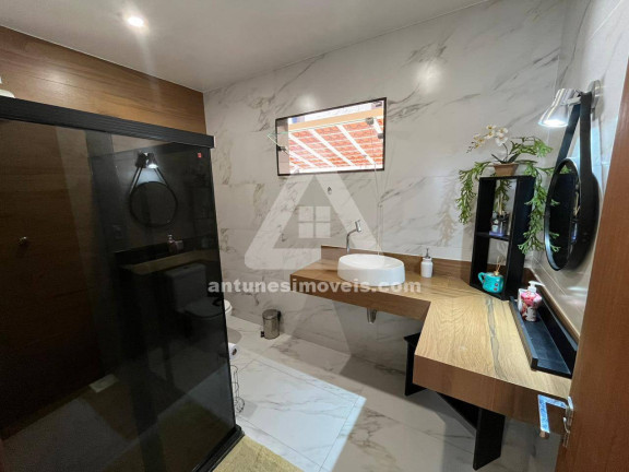 Imagem Casa com 3 Quartos à Venda, 200 m² em Jardim Olinda - Cabo Frio Imagem Casa com 3 Quartos à Venda, 200 m² em Jardim Olinda - Cabo Frio