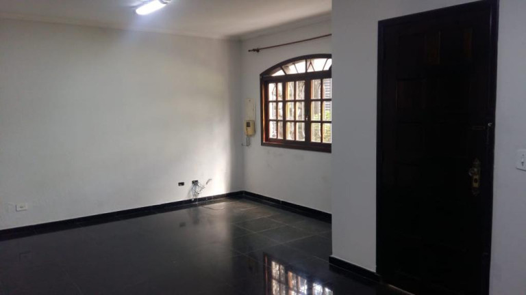 Imagem Sobrado com 3 Quartos à Venda, 650 m² em Jardim Realce - Suzano Imagem Sobrado com 3 Quartos à Venda, 650 m² em Jardim Realce - Suzano