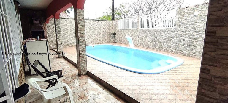 Imagem Casa com 3 Quartos à Venda, 190 m² em Balneário Oásis - Peruíbe