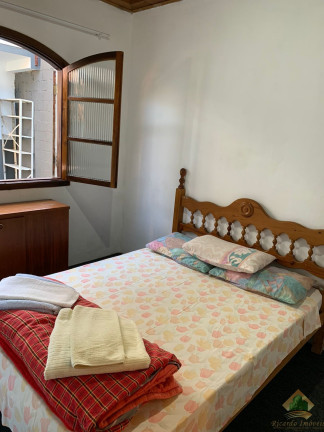 Imagem Casa com 4 Quartos à Venda, 200 m² em Vila Abernéssia - Campos Do Jordão
