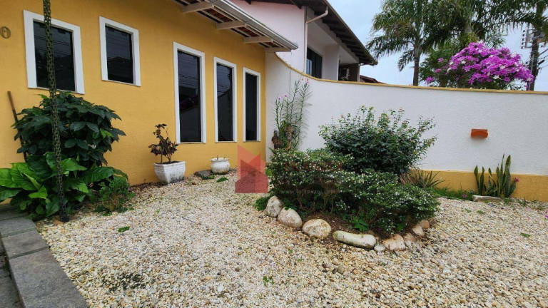 Imagem Casa com 3 Quartos à Venda, 245 m² em Dom Bosco - Itajaí