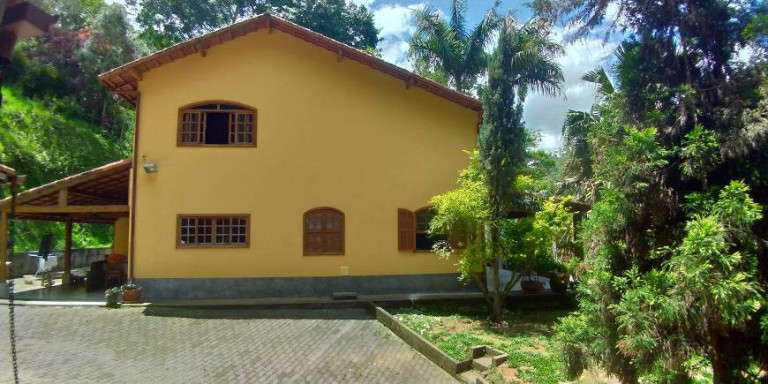 Imagem Casa com 3 Quartos à Venda, 2 m² em Córrego D'antas - Nova Friburgo Imagem Casa com 3 Quartos à Venda, 2 m² em Córrego D'antas - Nova Friburgo