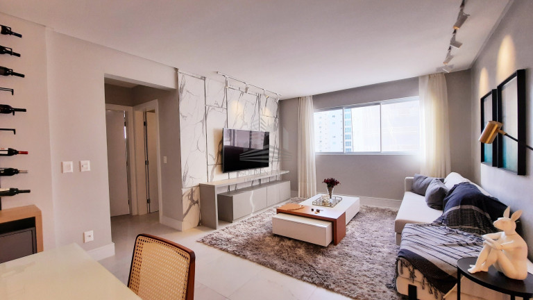 Imagem Apartamento com 3 Quartos à Venda, 131 m² em Pioneiros - Balneário Camboriú Imagem Apartamento com 3 Quartos à Venda, 131 m² em Pioneiros - Balneário Camboriú