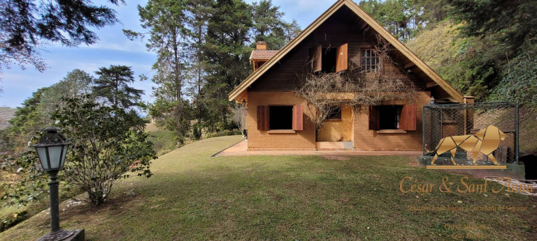 Imagem Casa com 4 Quartos à Venda, 500 m² em Campos Do Jordão Imagem Casa com 4 Quartos à Venda, 500 m² em Campos Do Jordão