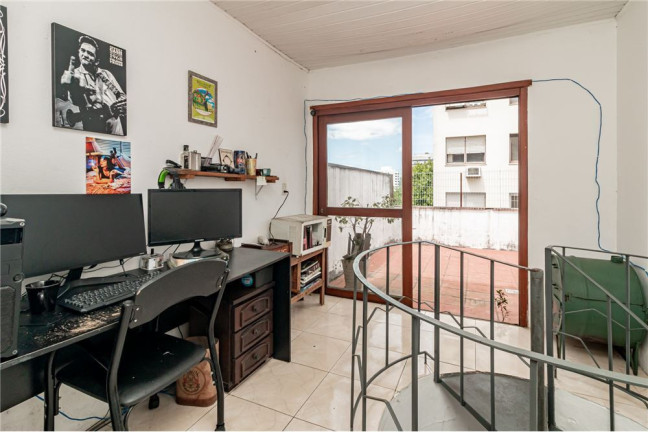 Imagem Apartamento com 1 Quarto à Venda, 68 m² em Centro Histórico - Porto Alegre Imagem Apartamento com 1 Quarto à Venda, 68 m² em Centro Histórico - Porto Alegre