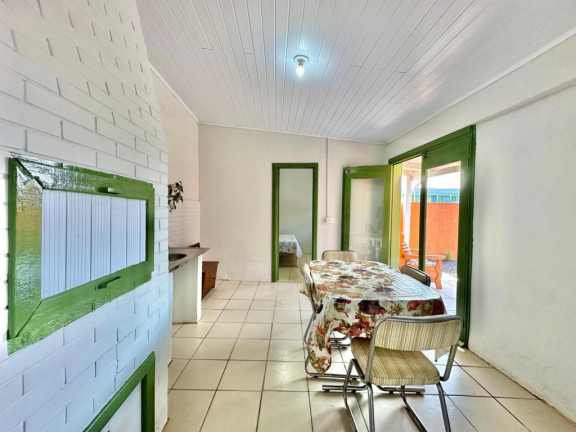 Imagem Casa com 2 Quartos à Venda, 120 m² em Araçá - Capao Da Canoa Imagem Casa com 2 Quartos à Venda, 120 m² em Araçá - Capao Da Canoa