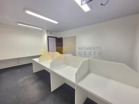 Imagem Ponto Comercial para Alugar, 246 m² em Victor Konder - Blumenau Imagem Ponto Comercial para Alugar, 246 m² em Victor Konder - Blumenau