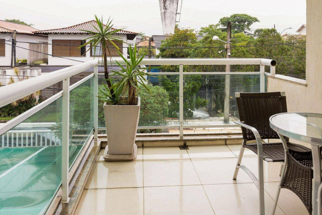 Imagem Casa com 3 Quartos à Venda, 350 m² em Camboinhas - Niterói Imagem Casa com 3 Quartos à Venda, 350 m² em Camboinhas - Niterói