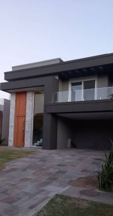 Imagem Casa de Condomínio com 4 Quartos à Venda, 280 m² em Parque Antártica - Capão Da Canoa Imagem Casa de Condomínio com 4 Quartos à Venda, 280 m² em Parque Antártica - Capão Da Canoa