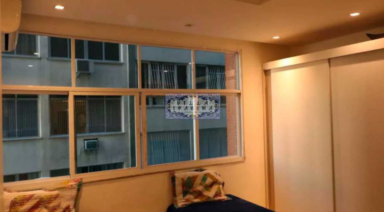 Imagem Apartamento com 3 Quartos à Venda, 110 m² em Icaraí - Niterói Imagem Apartamento com 3 Quartos à Venda, 110 m² em Icaraí - Niterói