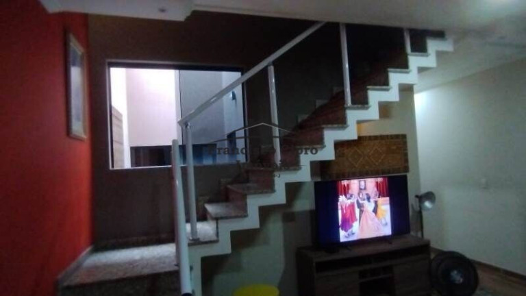 Imagem Sobrado com 2 Quartos à Venda, 205 m² em Vila Roma - Roseira Imagem Sobrado com 2 Quartos à Venda, 205 m² em Vila Roma - Roseira