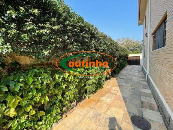Imagem Casa com 4 Quartos à Venda, 400 m² em Barra Da Tijuca - Rio De Janeiro Imagem Casa com 4 Quartos à Venda, 400 m² em Barra Da Tijuca - Rio De Janeiro